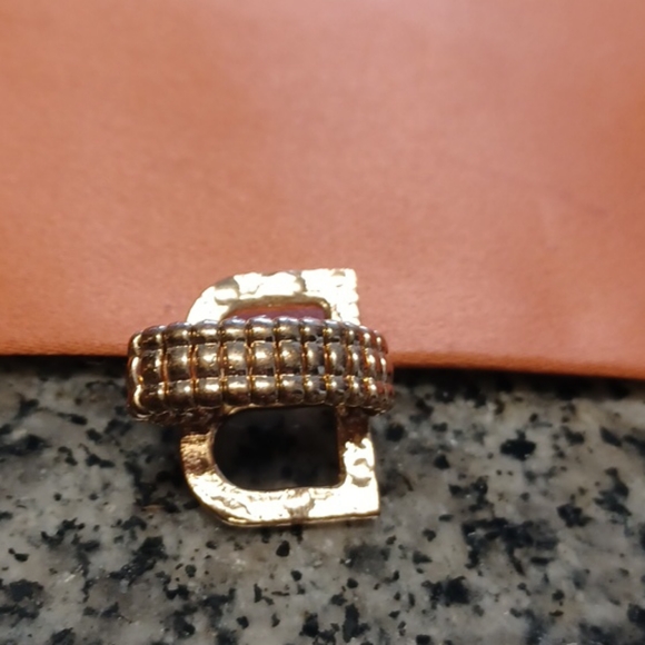 Ring - Picture 5 of 5